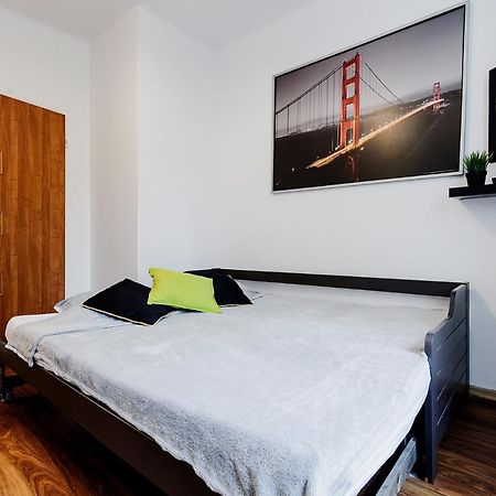 Delux1 Apartment วูดช์ ภายนอก รูปภาพ