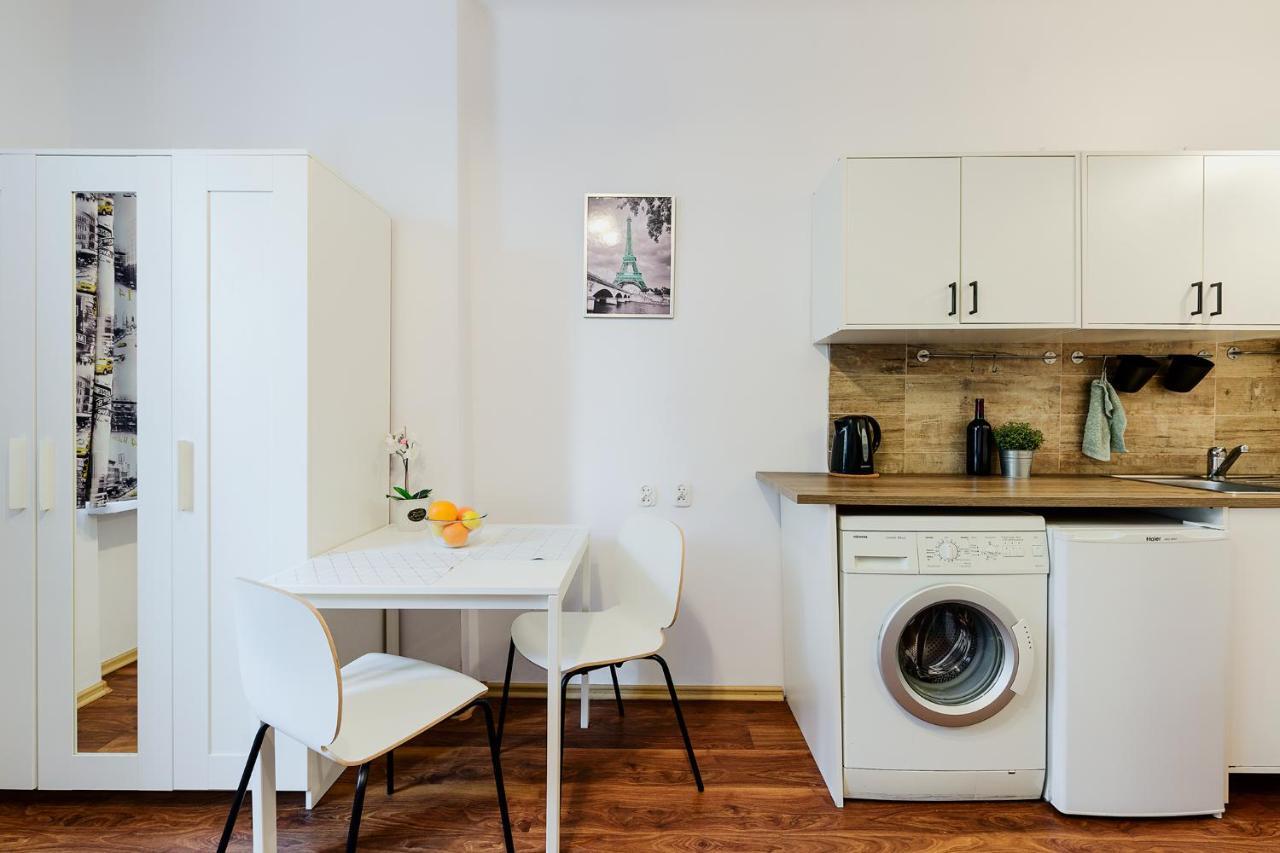 Delux1 Apartment วูดช์ ภายนอก รูปภาพ