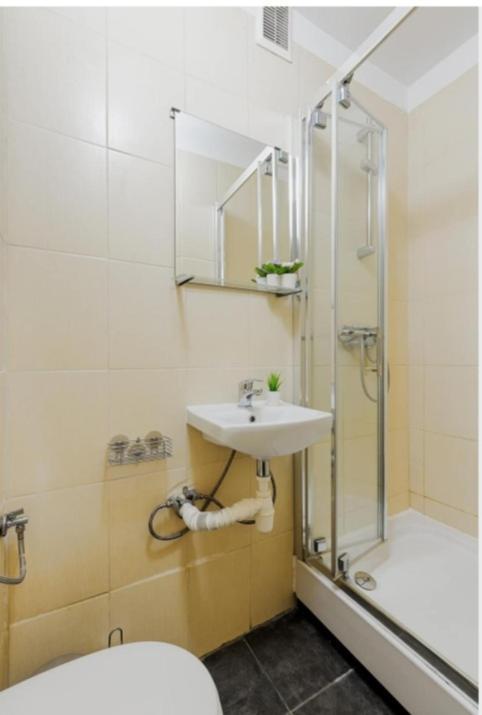 Delux1 Apartment วูดช์ ภายนอก รูปภาพ